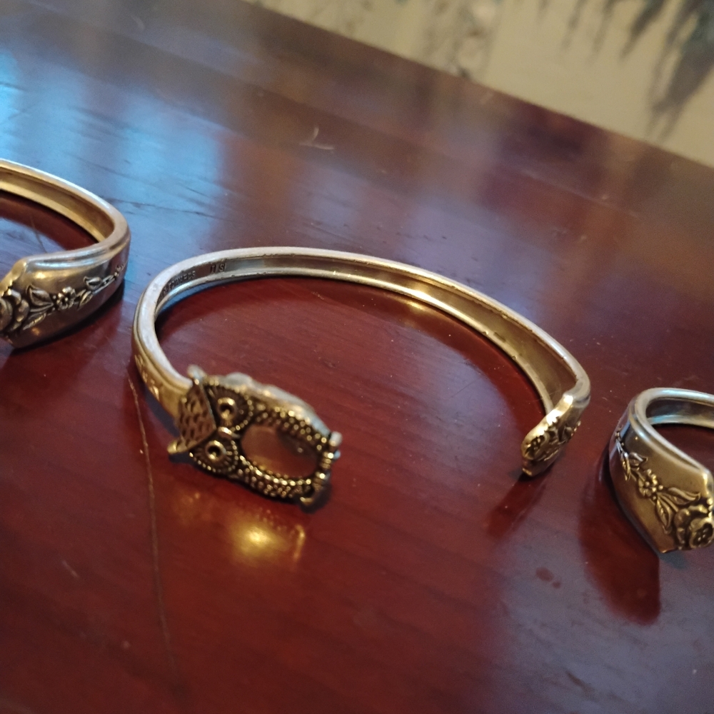 Rings Charms Bangles Clasp Bracelets Jewelry